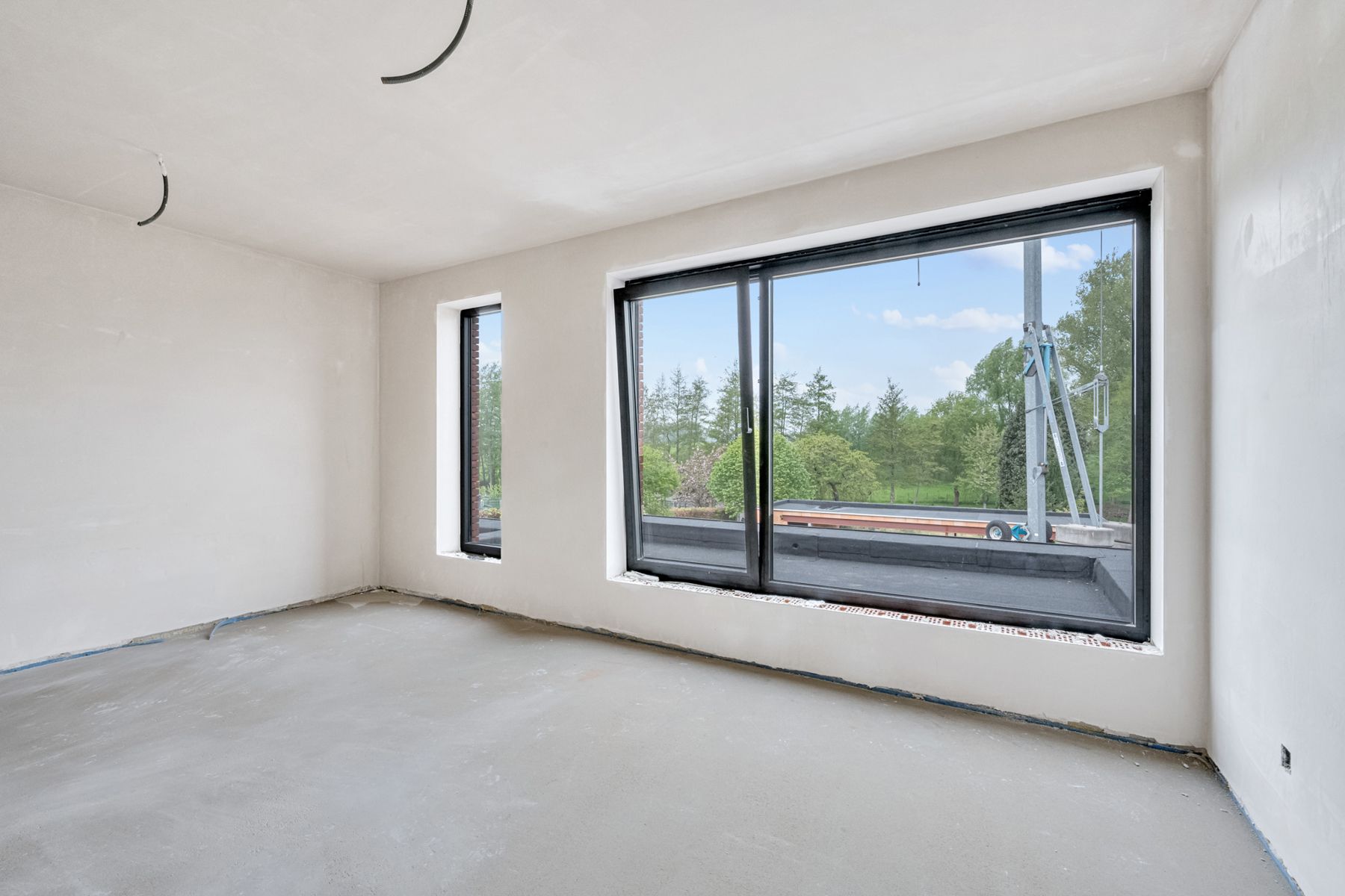 Riante eigendom met 4 slaapkamers en 2 badkamers foto 16
