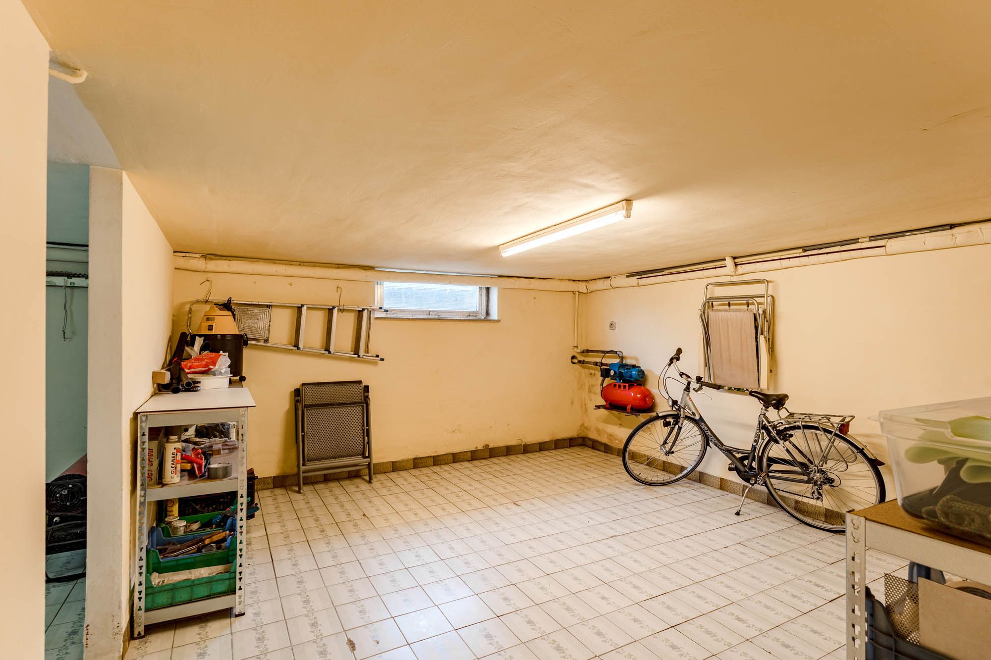 Huis te koop foto 24