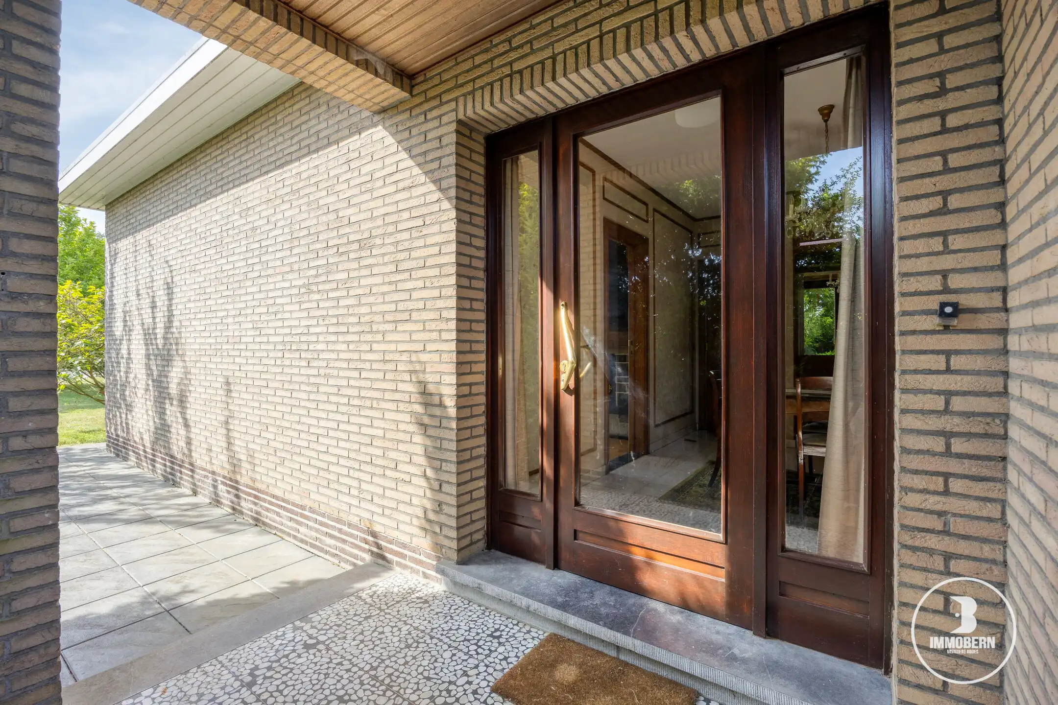 Ruime woning met grote tuin en uitzonderlijke werkplaats op toplocatie in Winksele foto 2