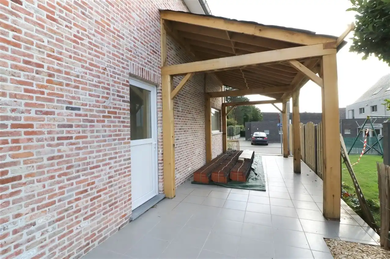 Bosrijk gelegen, vrijstaande woning met 2 slaapkamers foto 22