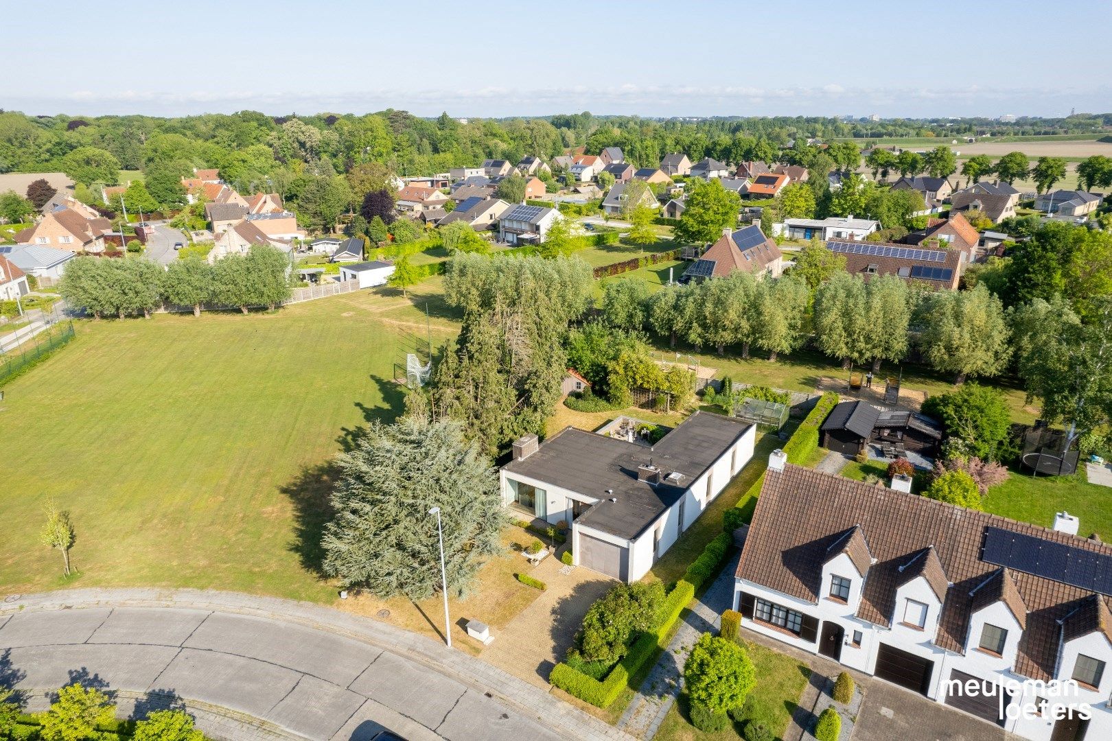 Te renoveren bungalow op fantastische ligging foto 25