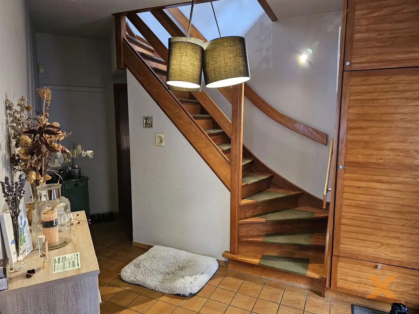 INTAPKLARE CHARMANTE WONING MET 3 SLPKS foto 18