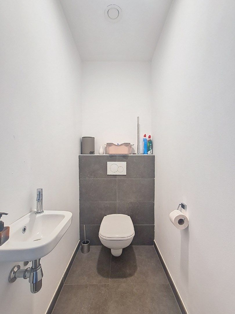 Appartement met 2 slpks en garage foto 11