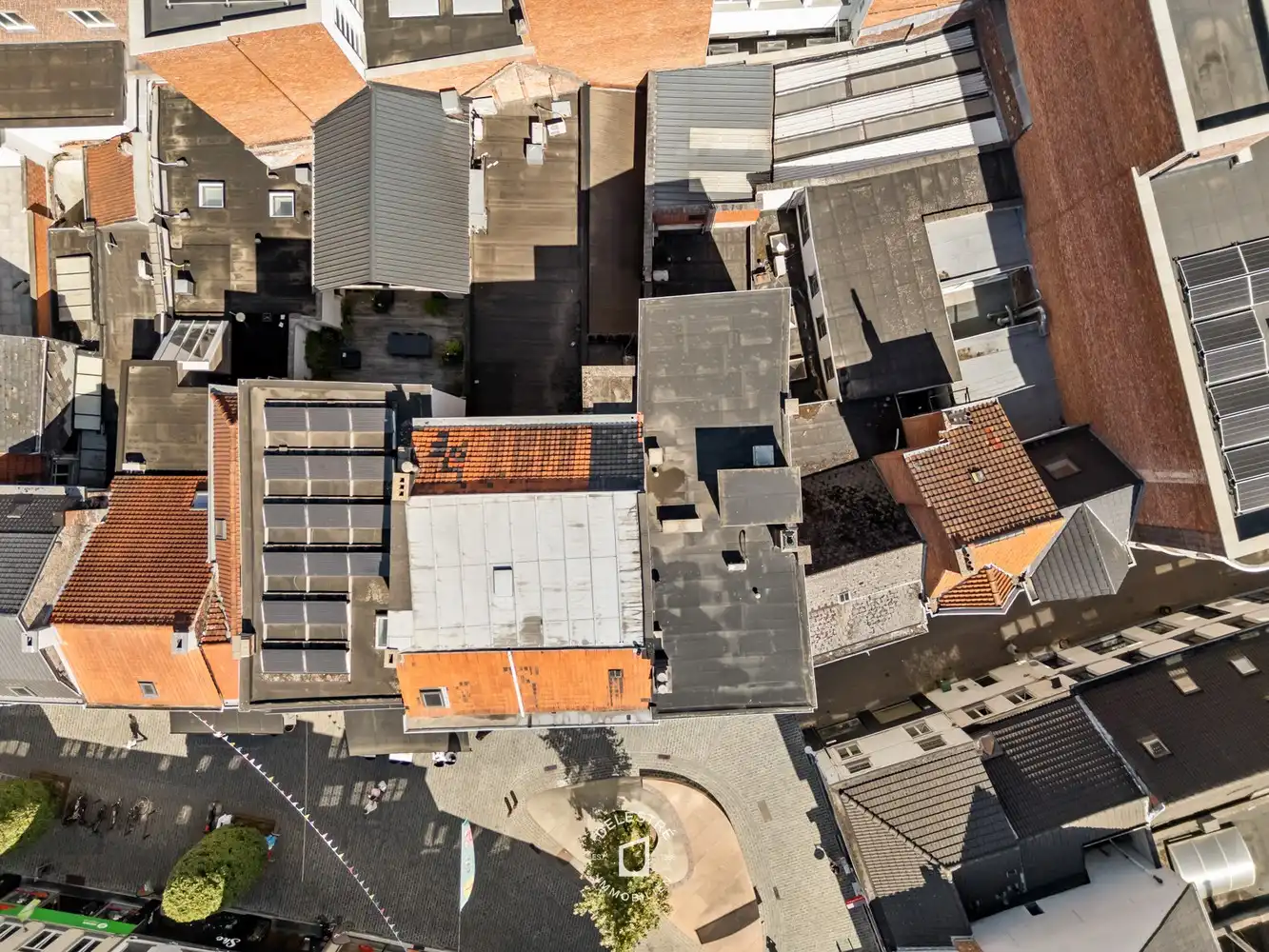 751 m² op A-locatie in Aalst – showroom, kantoor, retail of POTENTIEEL woonproject foto 9