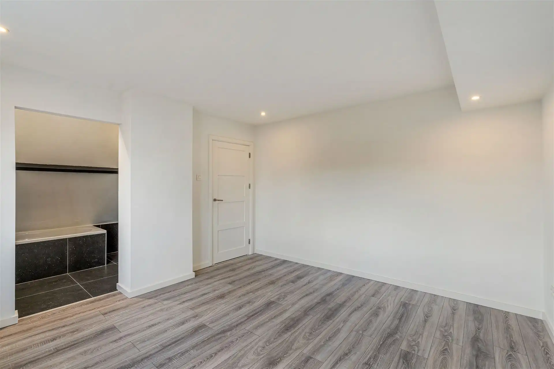 Gerenoveerde woning op 11a73ca nabij Domein Pietersheim en Lanaken centrum foto 22