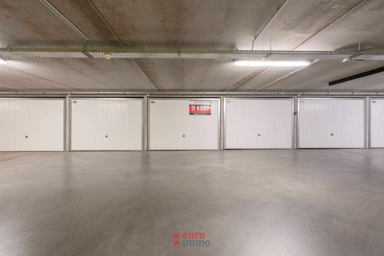 Makkelijkst inrijdbare garage in het complex onder de schildpad! foto 6