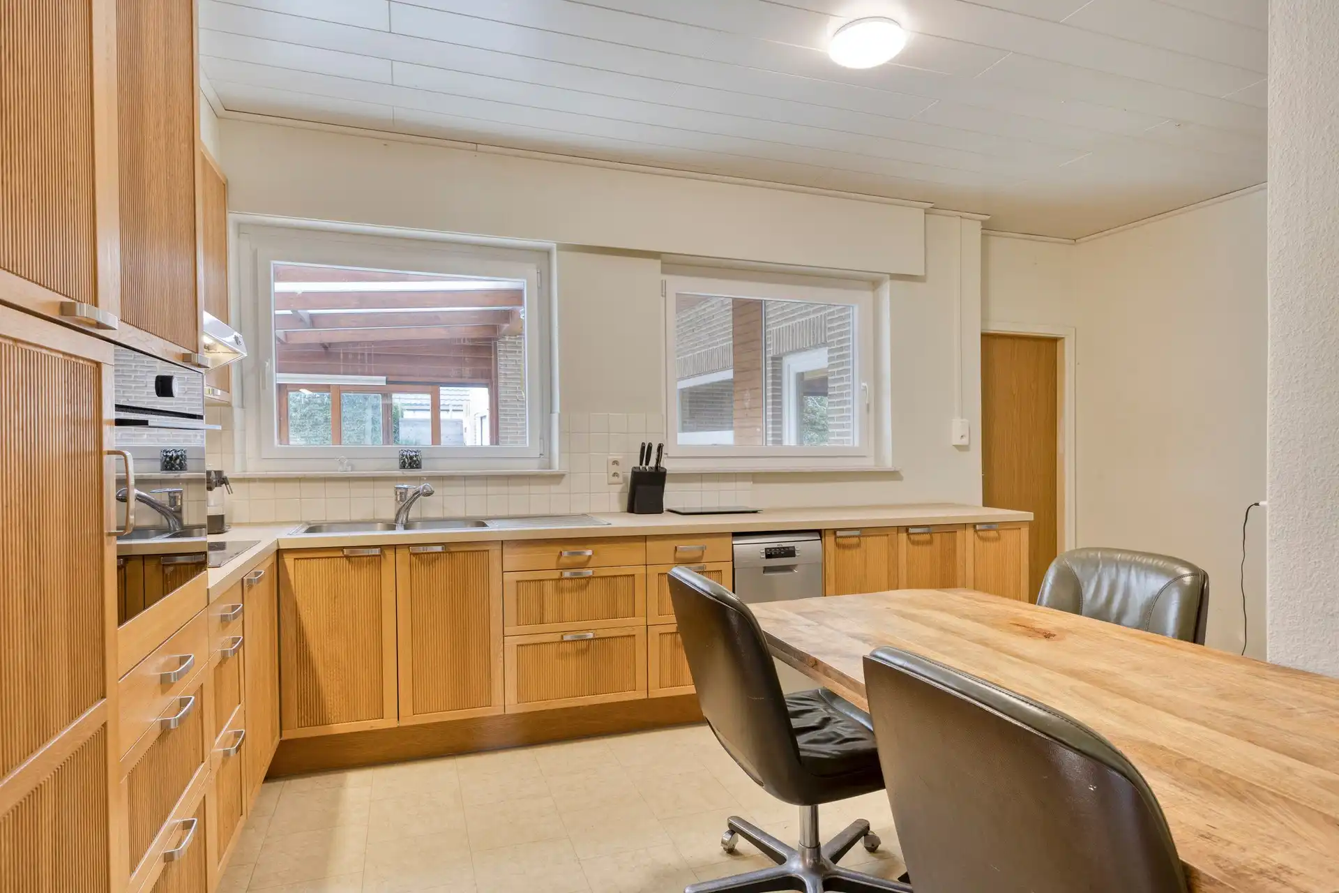 Gelijkvloerse woning met 3 slaapkamers, garage en zuidwestgerichte tuin foto 10