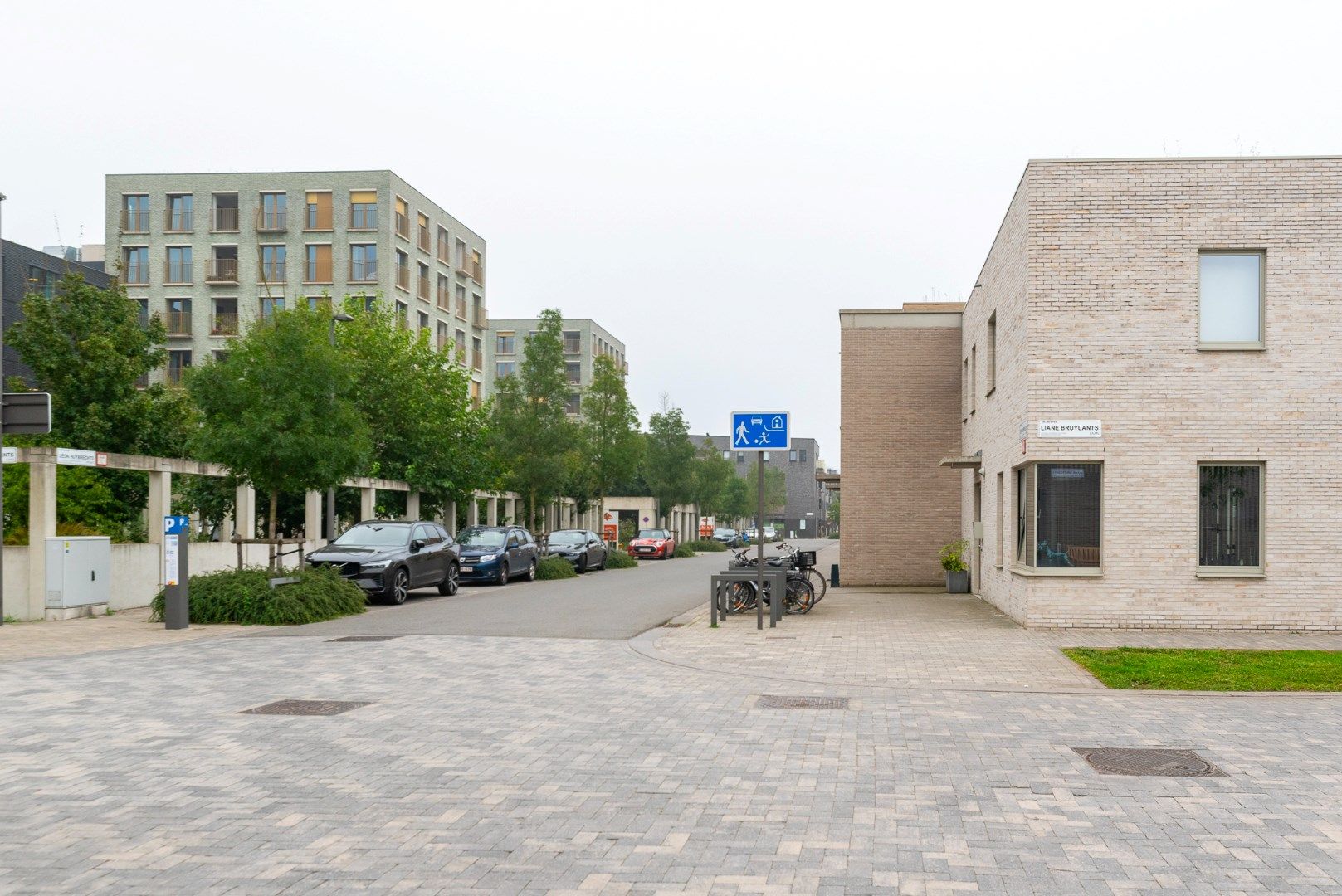 Nieuwbouw appartement op de 1ste verdieping met ruim terras foto 18