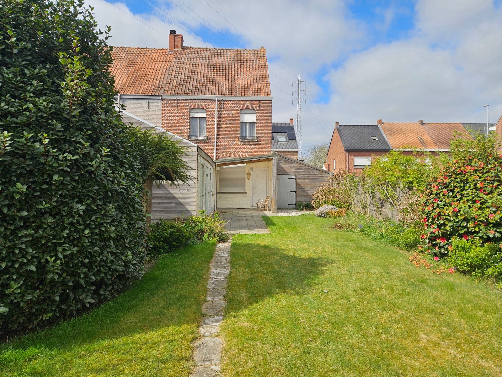 Goedgelegen woning op 750m² foto 19