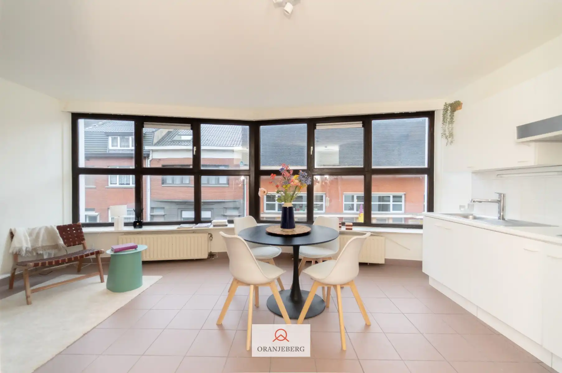 Lichtrijke studio gelegen in het centrum van Wetteren foto 2