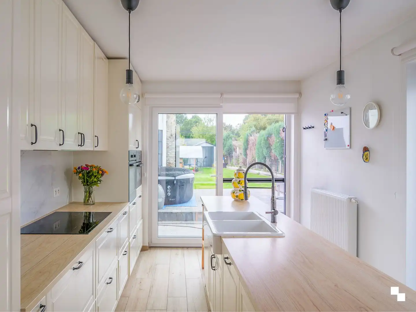 Lichtrijke woning met vier slaapkamers en zonnige tuin te Oosterzele foto 11
