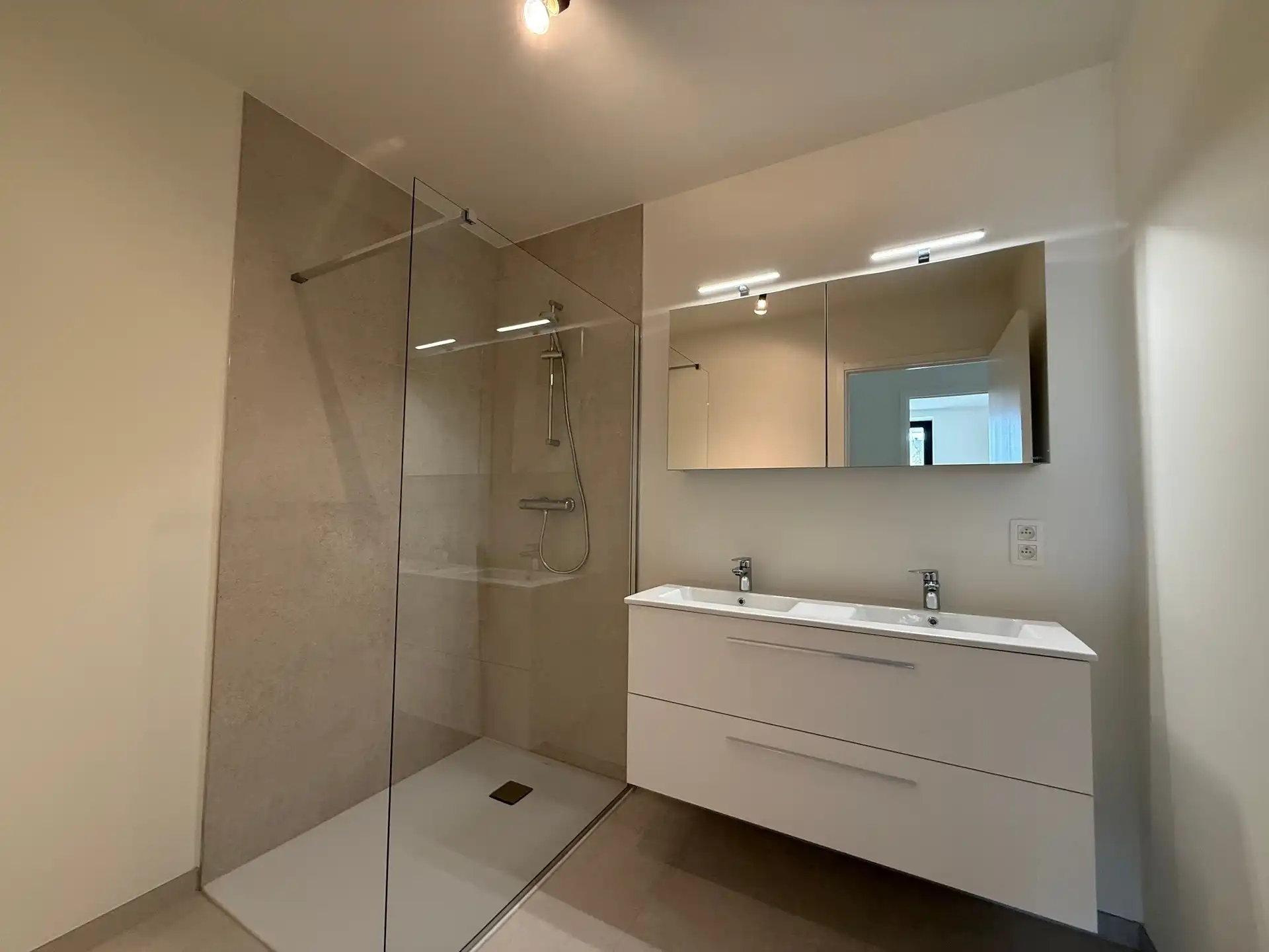 Niewbouwappartement in residentie Quercus met één staanplaats  foto 7