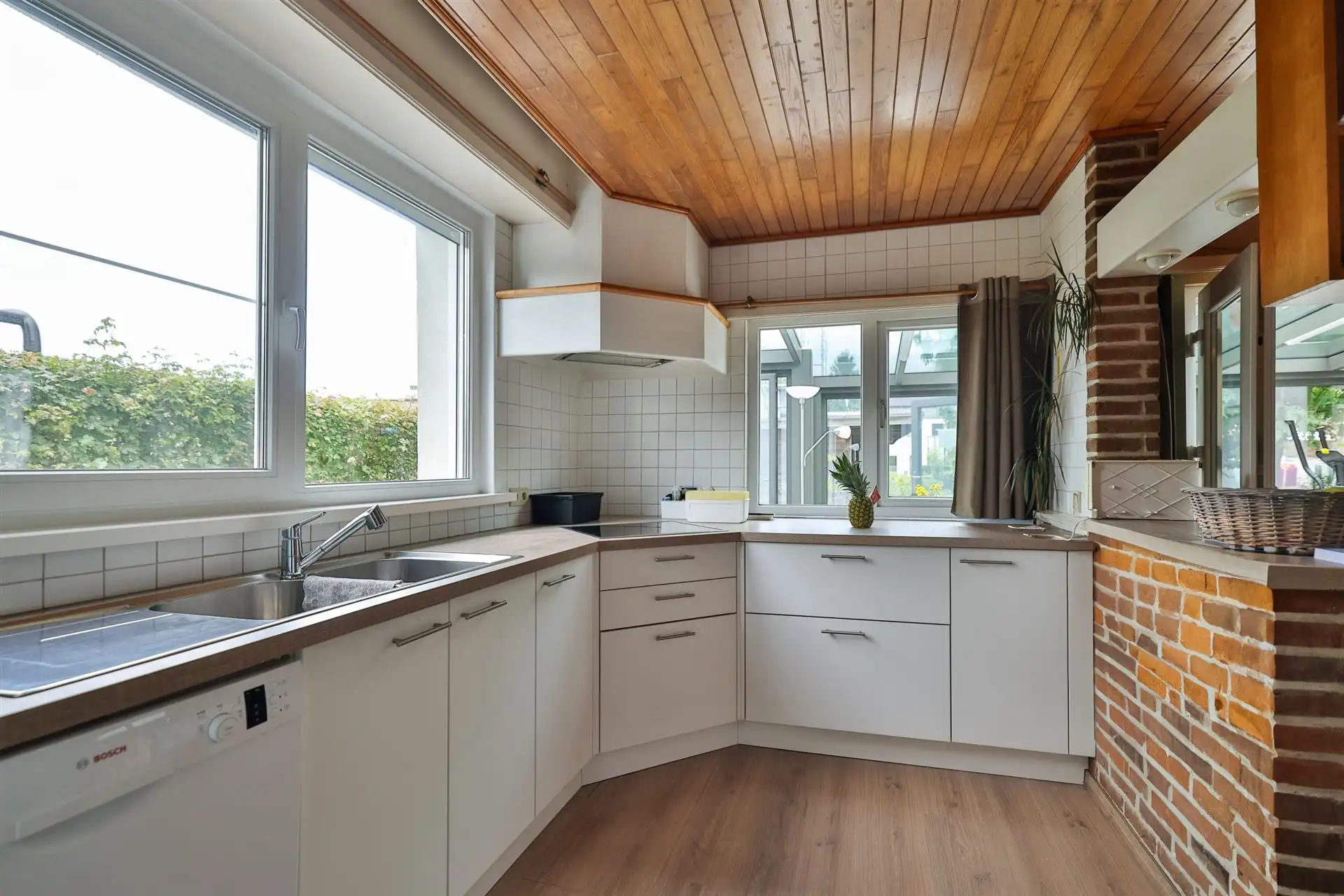 Charmant landhuis op zalige locatie in centrum Edegem foto 17