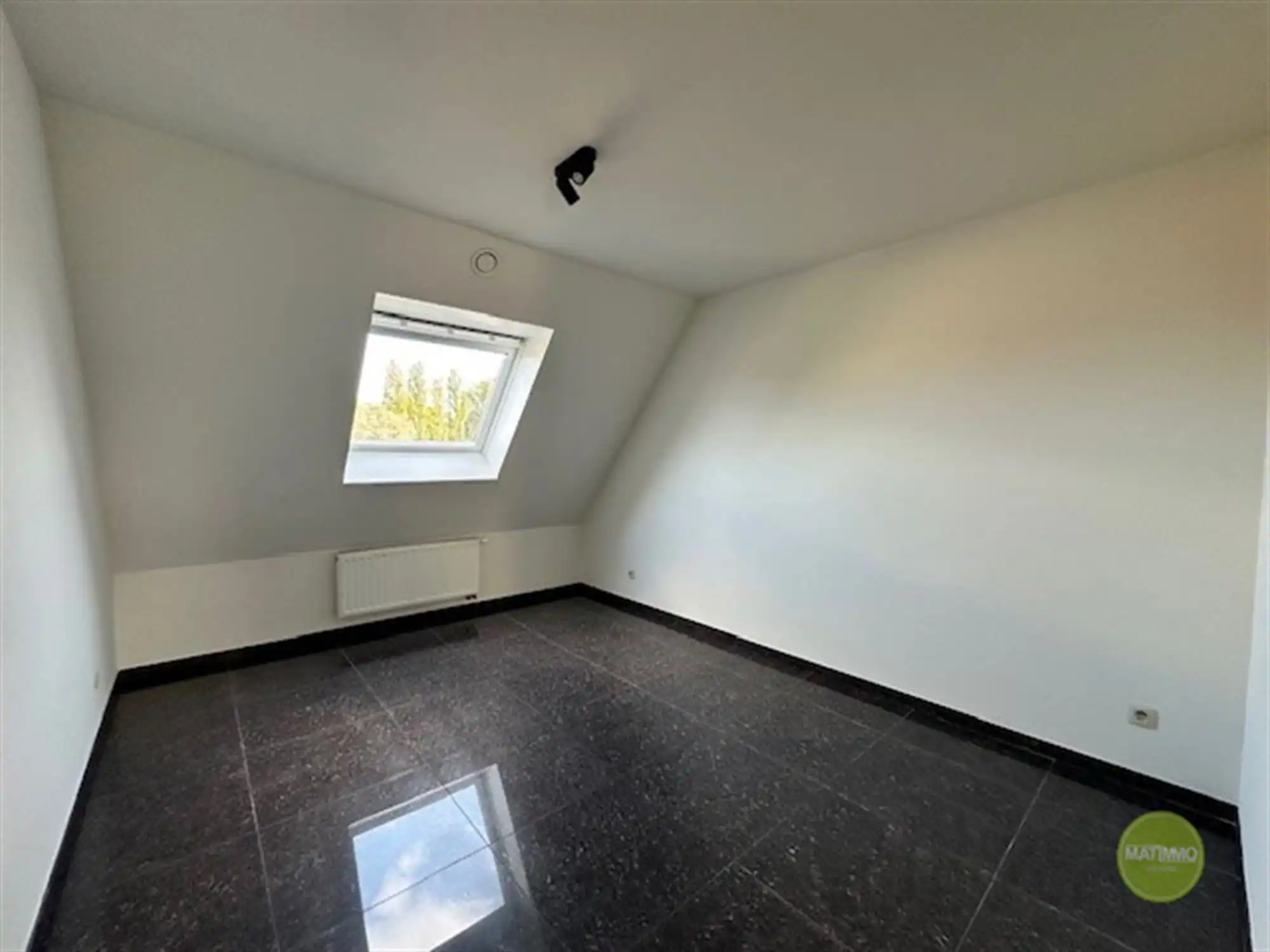 &nbsp;Duplex appartement met 2 slaapkamers en terras te Balen foto 10