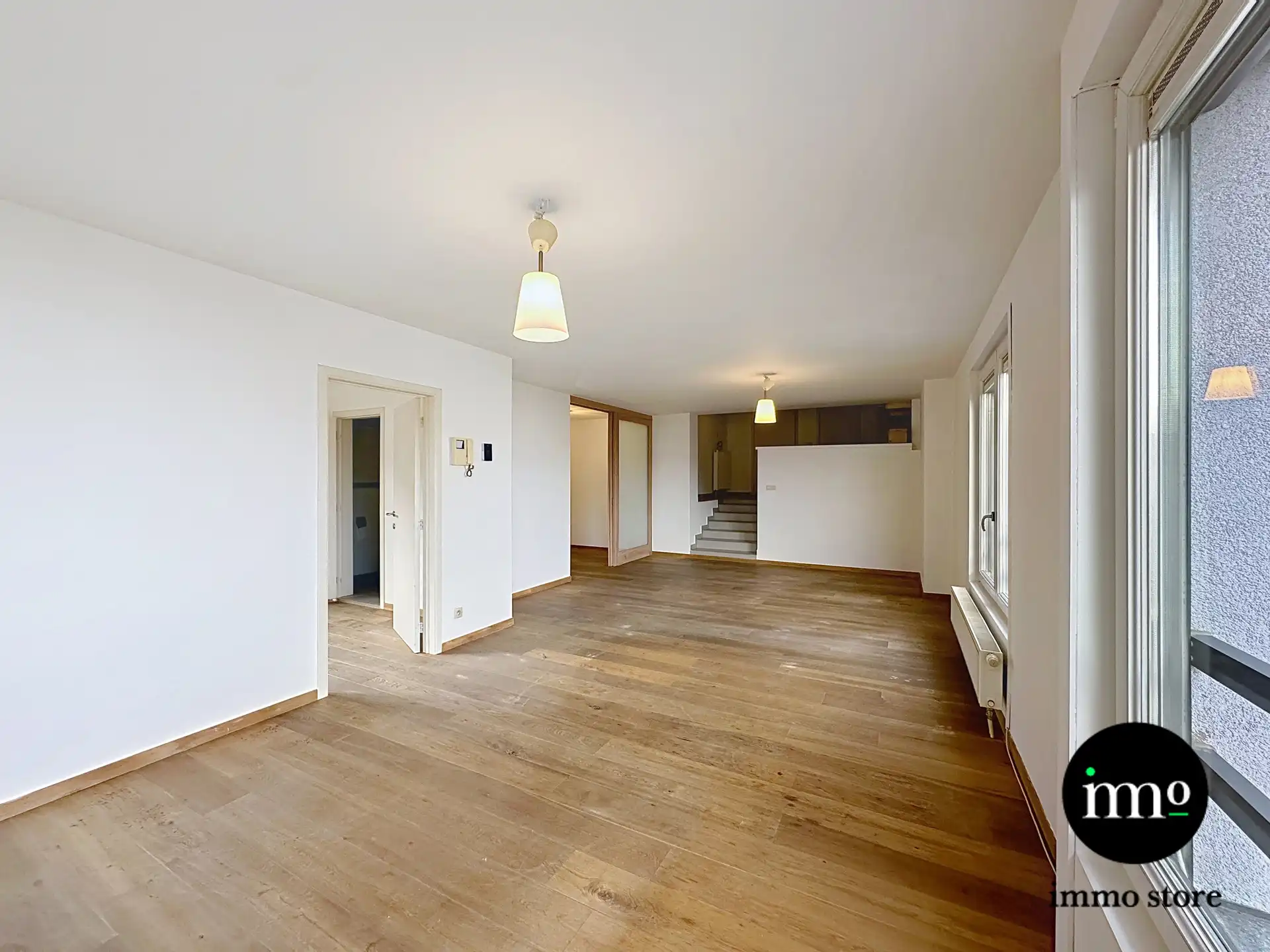 Lichtrijk appartement op een unieke en beschermde site foto 3