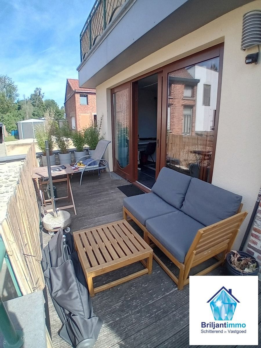 Lichtrijk appartement met 1 slp, knus terras en parking foto 13
