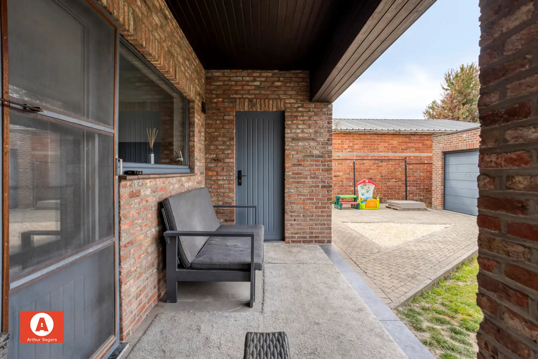 !!! IN OPTIE !!! Instapklare open bebouwing met garage op centrale ligging foto 23