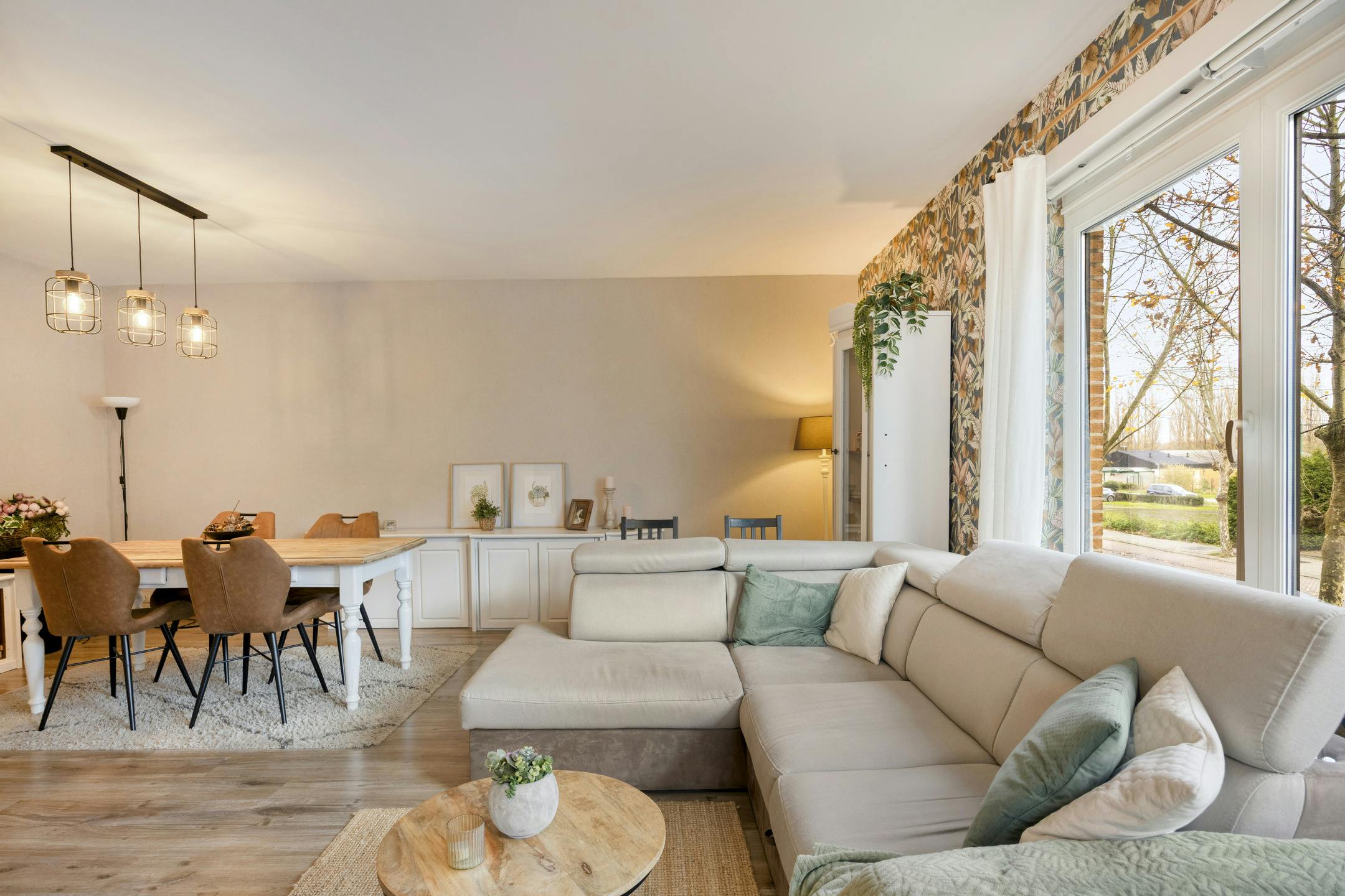 Opbrengsteigendom in de gegeerde "Vogeltjeswijk" te Merksem foto 4