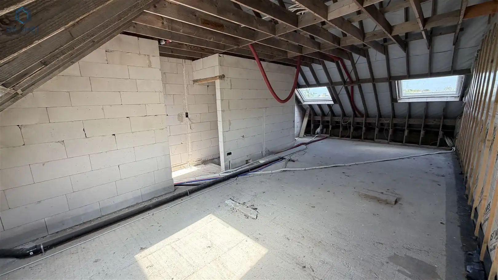 Unieke investeringskans of ideale kangoeroewoning op toplocatie in Herzele! foto 7