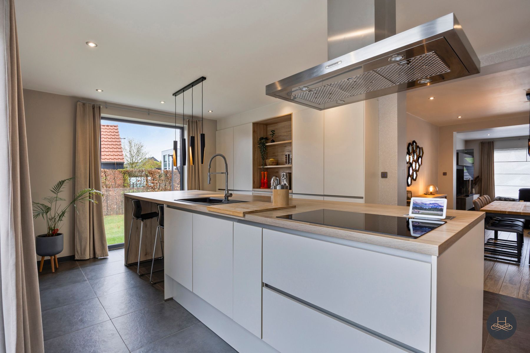 Instapklare, gerenoveerde woning met open karakter foto 8
