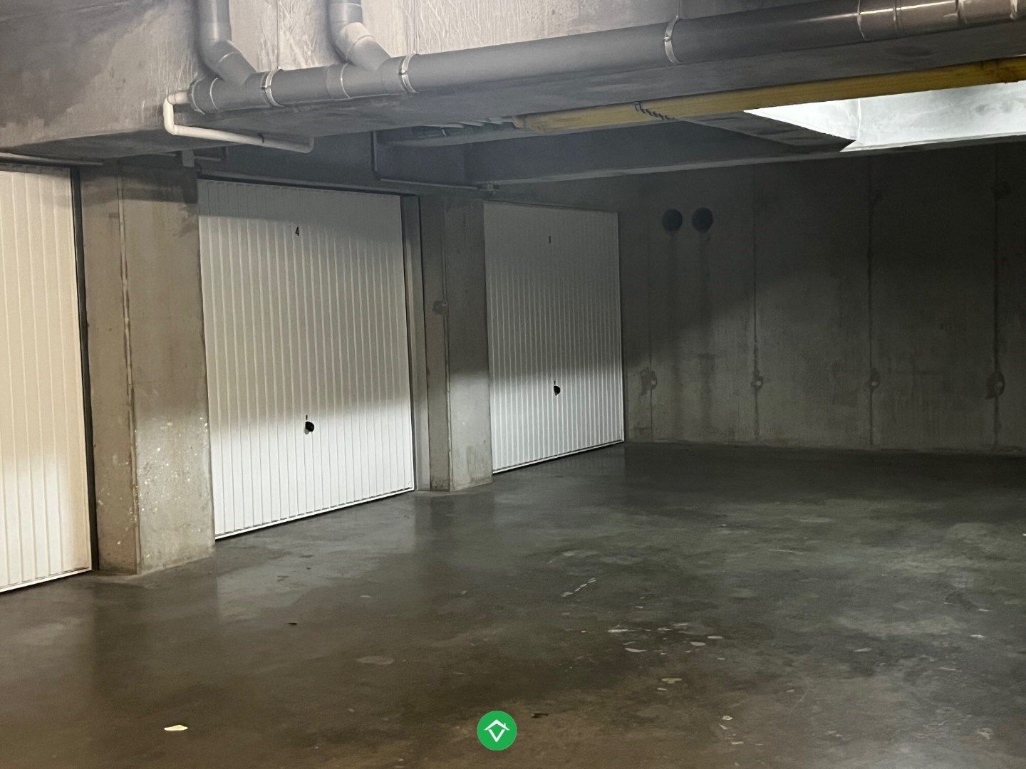 Garagebox in res. Gilbert Deman, Sint-Idesbald op 150 m. van zeedijk foto 2