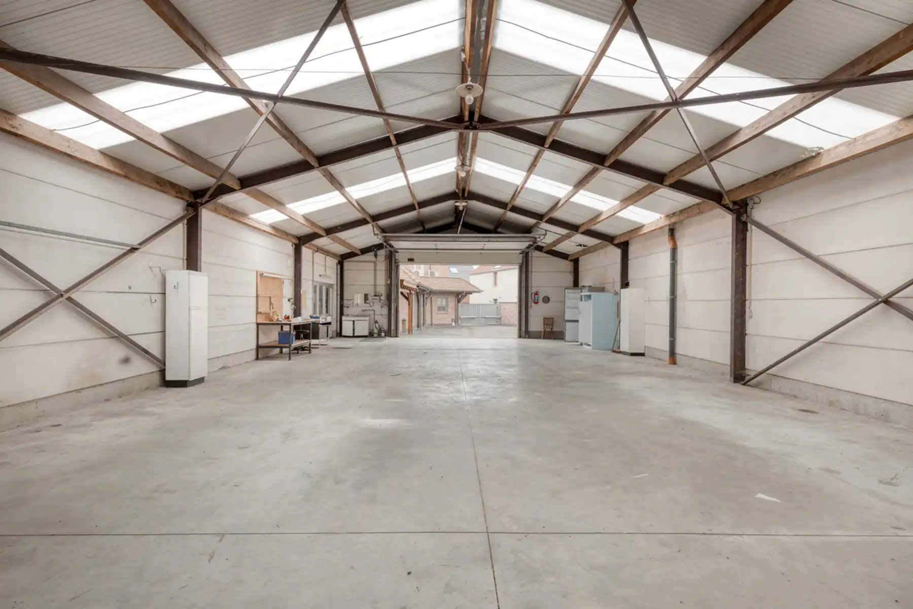 Woning met atelier en 4 slaapkamers in Buggenhout foto 3