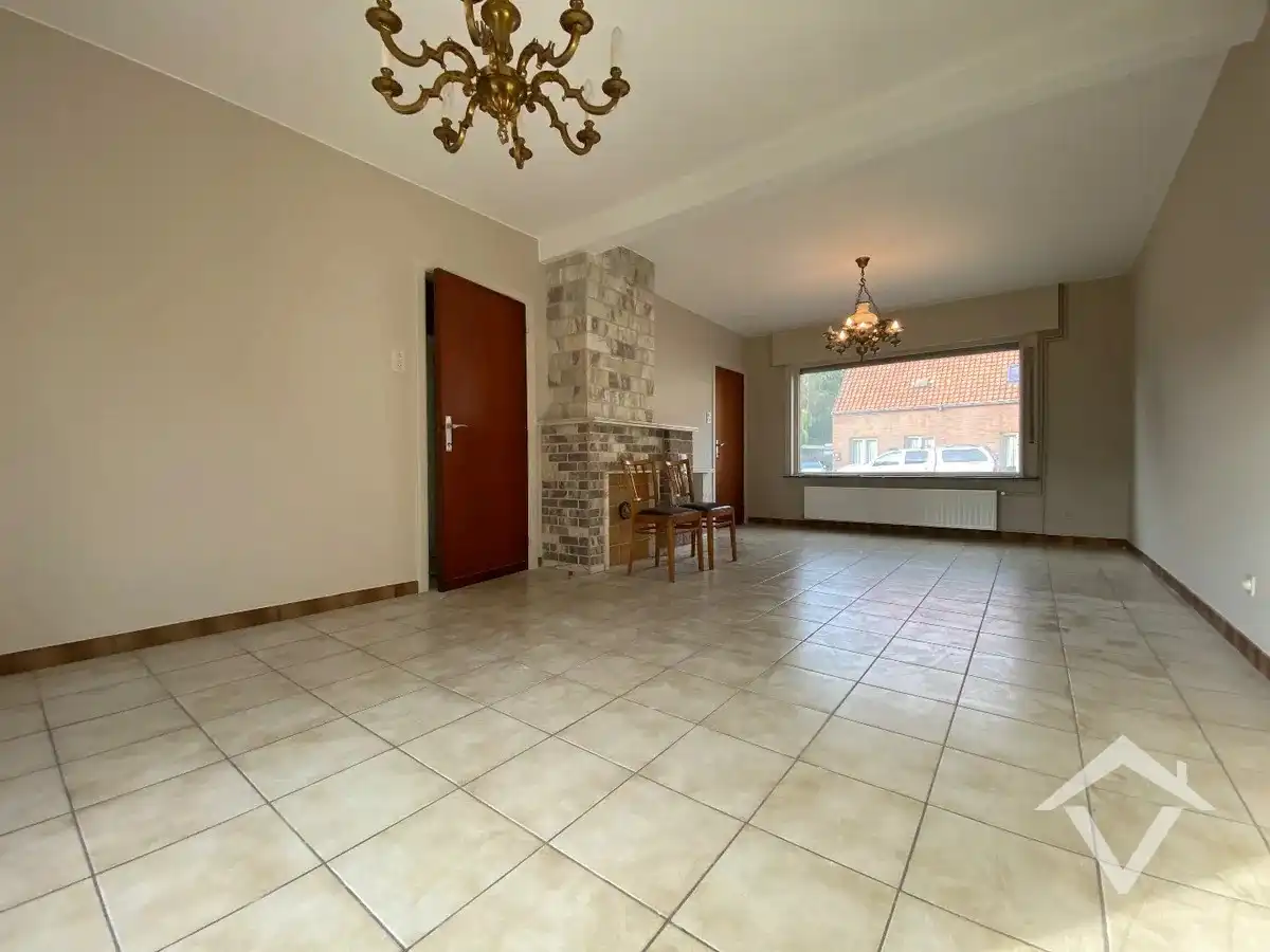 Alleenstaande woning met 3 slaapkamers en tuin te Koekelare foto 9