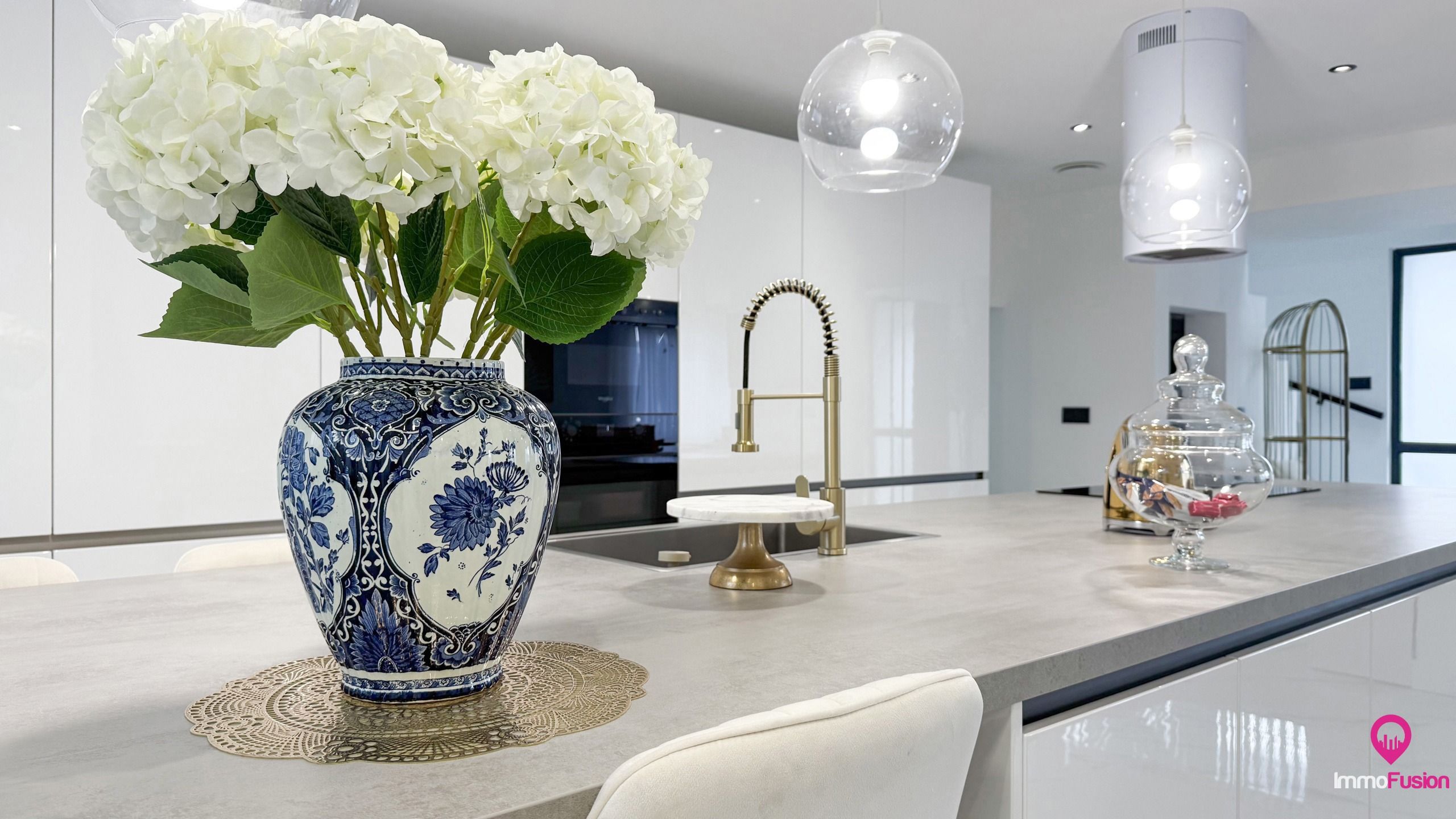 Moderne woning van 250m² met 5-6 slpk en overdekt terras!  foto 4