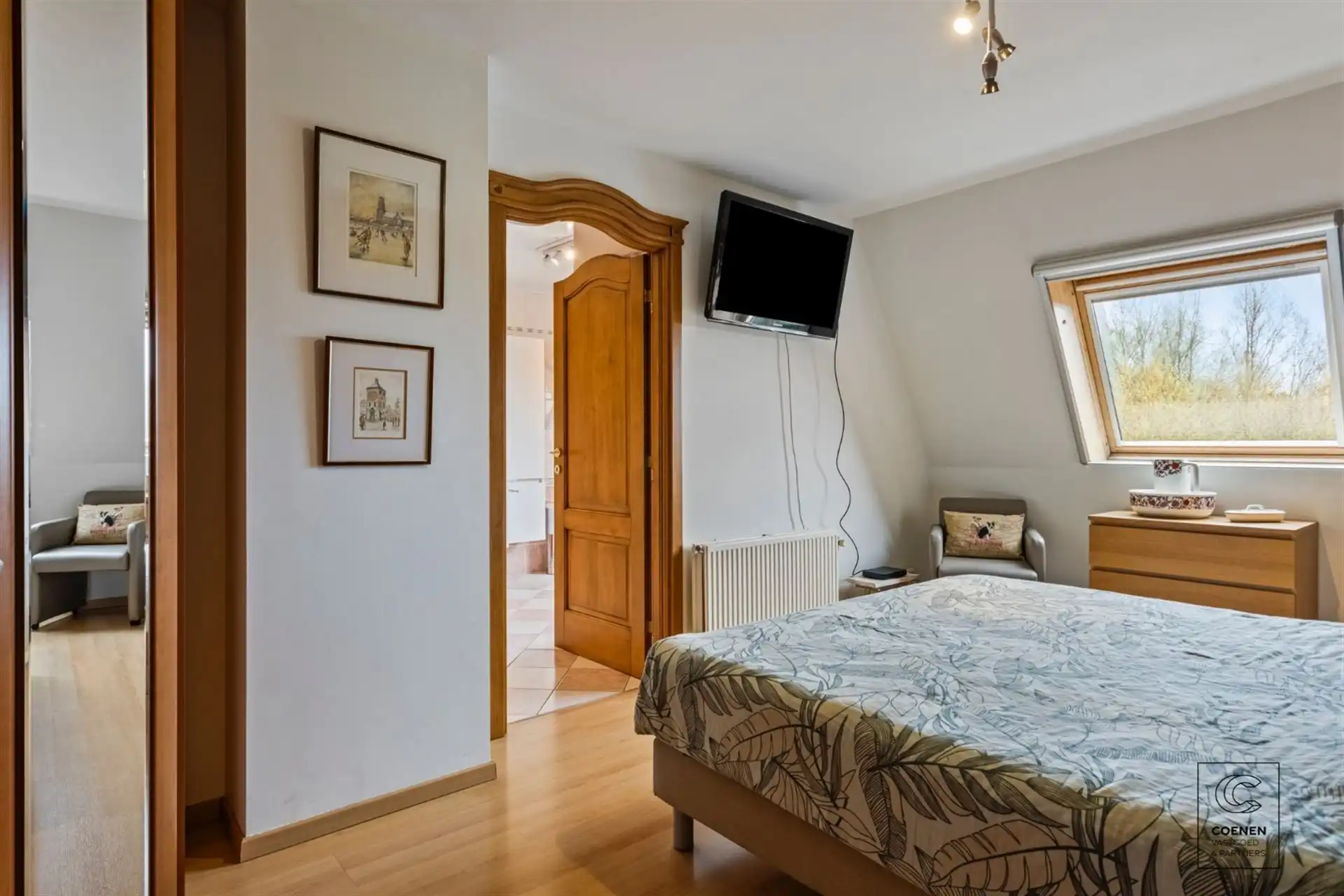 Ruim en stijlvol appartement van 146m² met zonnig terras in Lier!  foto 11