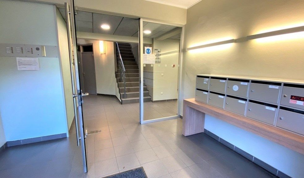 Kantoor te huur in Dionysius KMO-center vlakbij E40 in Gent foto 2