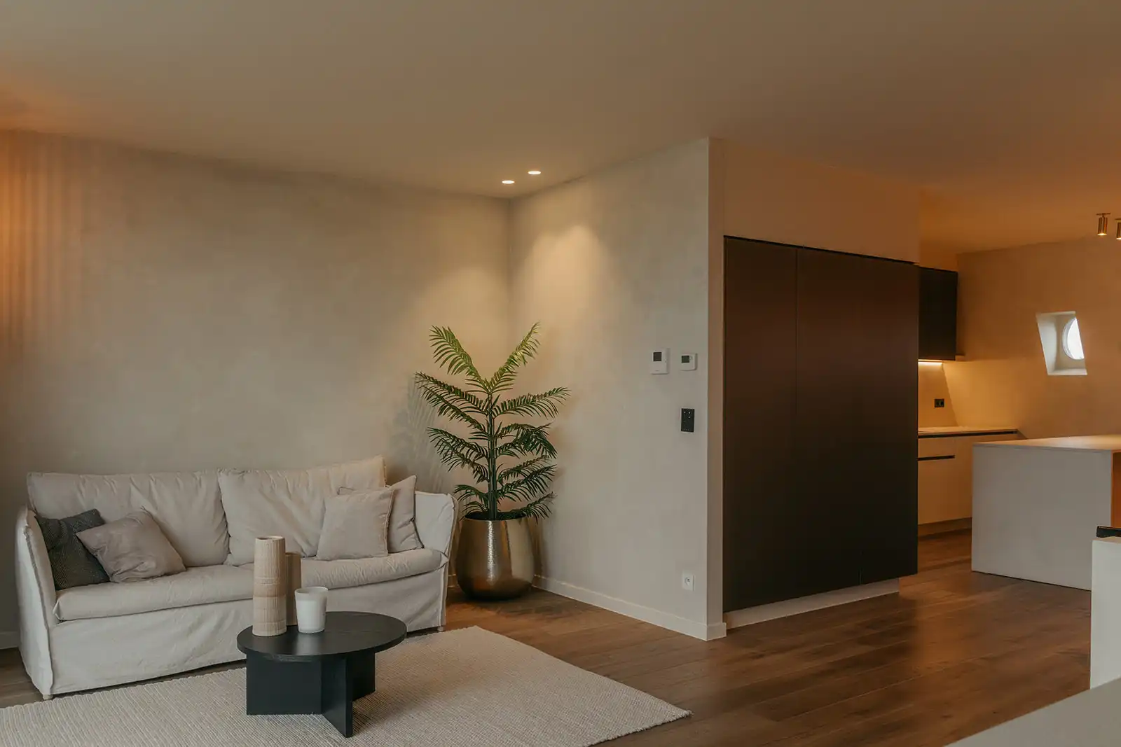 Penthouse op gelijke hoogte en uitzicht op de steigerende paarden van het Koninklijk Museum van Schone Kunsten foto 3