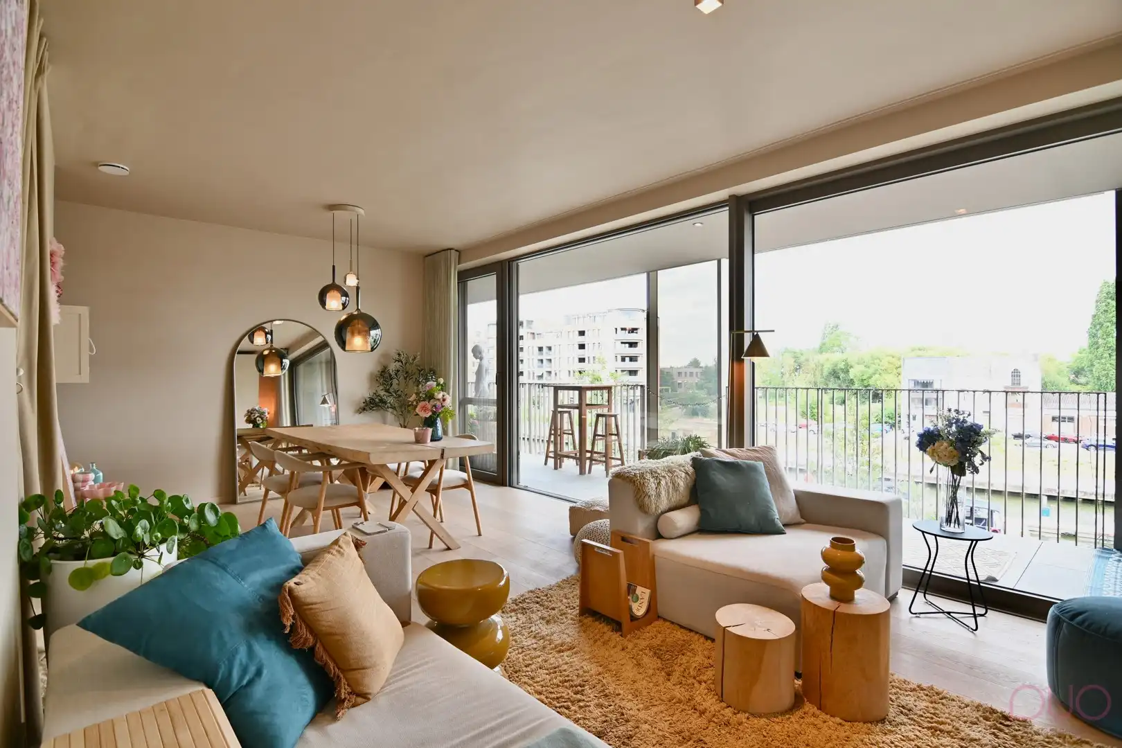 Wonen aan het water, midden in het bruisende hart van Hasselt – perfect bereikbaar en volledig instapklaar! foto 5
