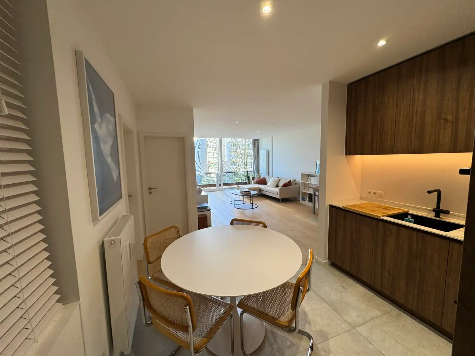 Stijlvol recent gerenoveerd appartement op toplocatie BXL foto 3