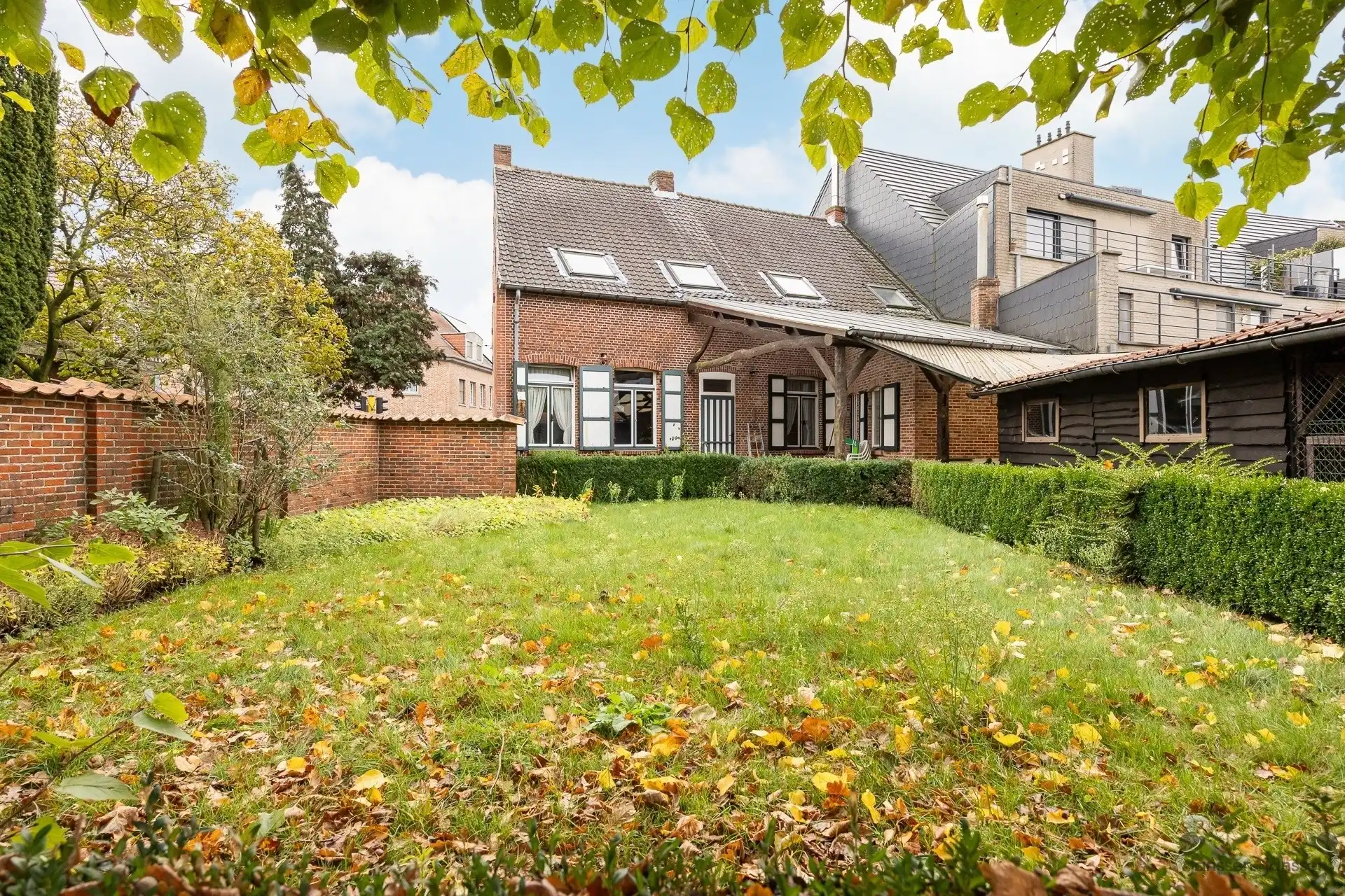 Authentieke woning met karakter in het hart van Sint-Lenaarts foto 2