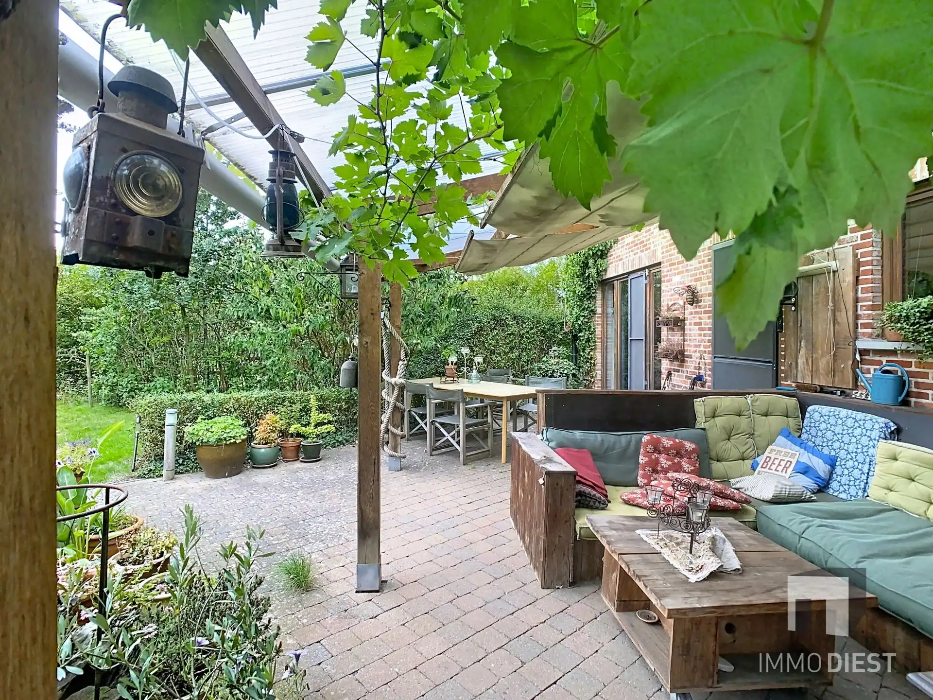 Ruim wonen in het groen van Koersel foto 37