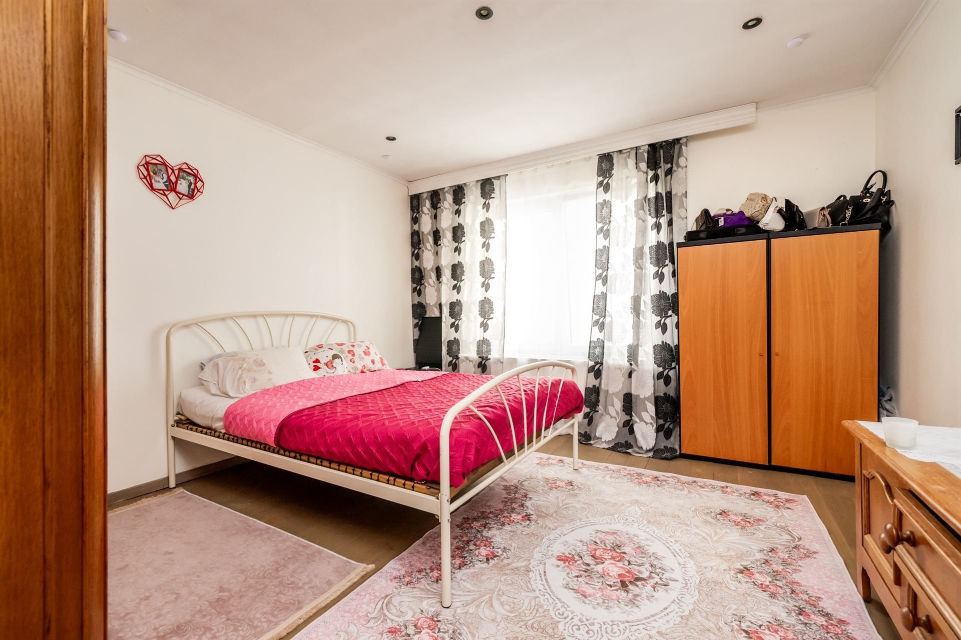 Duplex app met 3 slpks, terras en garage. foto 9