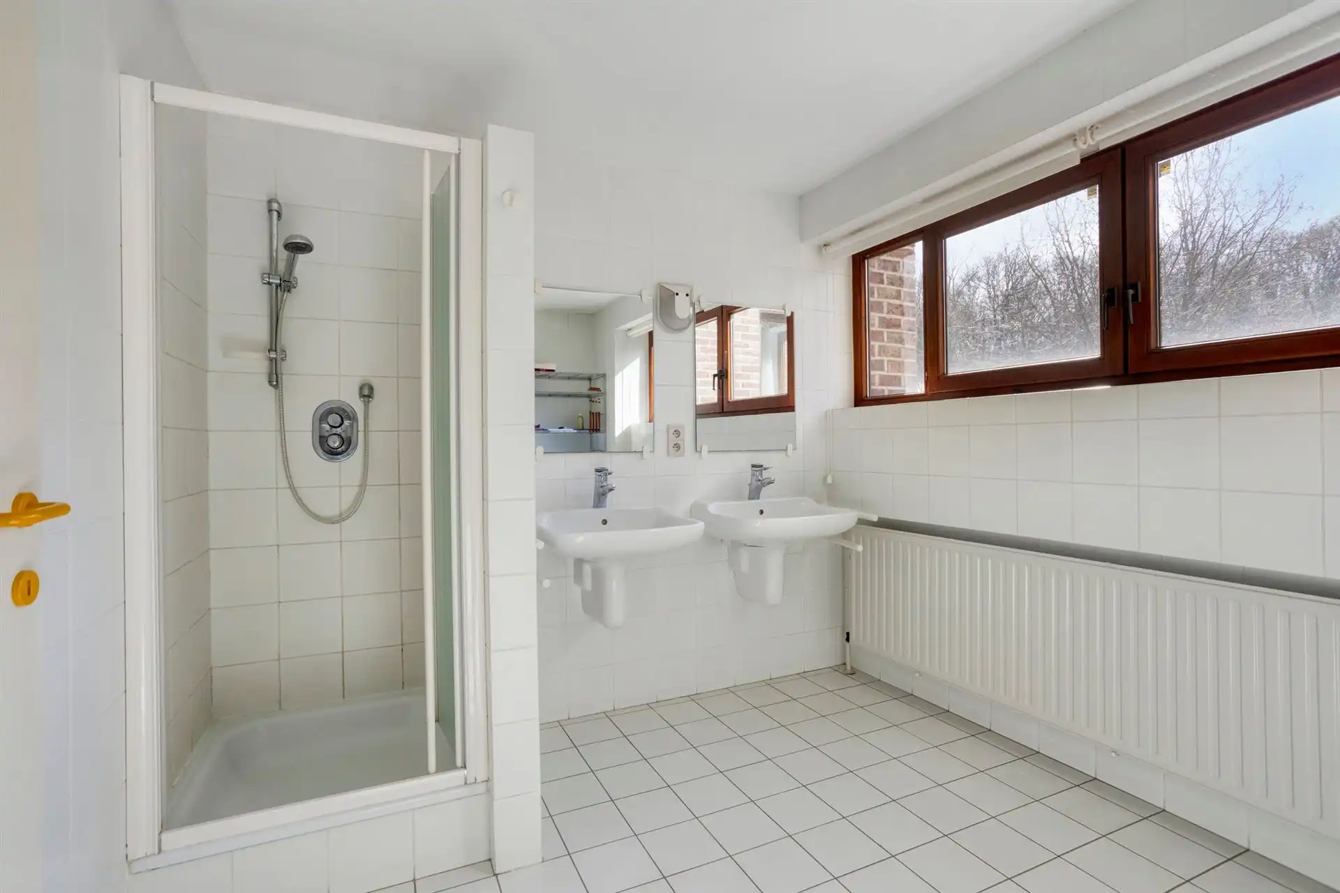 Prachtige en ruime villa in Arboretum wijk foto 18