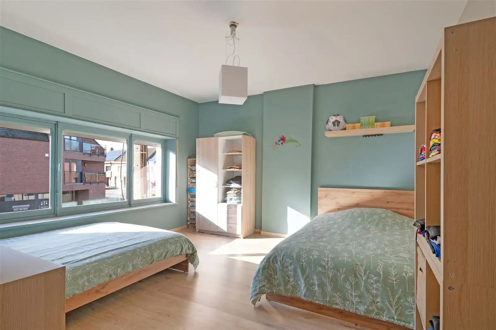 Gezinswoning met garage en tuin op 6are30 foto 15