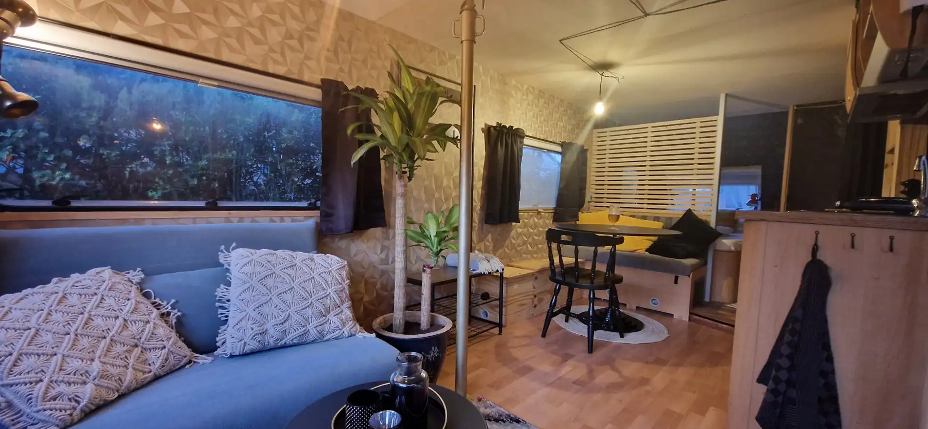 Charmante woning in zalige tuin met gastenverblijf! foto 18