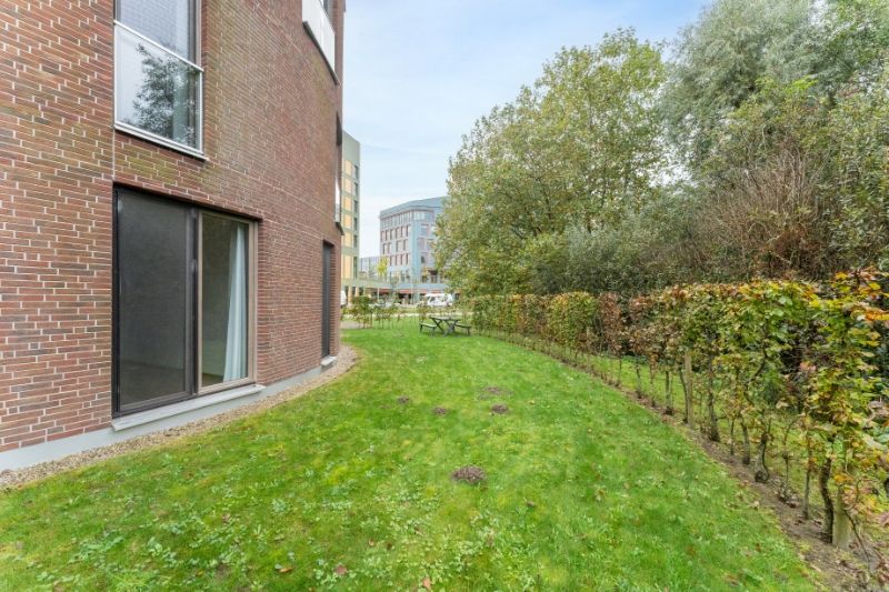 --- NIEUW --- Nieuwbouwappartement + autostaanplaats (bj. 2017) met 2 slaapkamers, afgewerkt met kwalitatieve materialen! foto 15