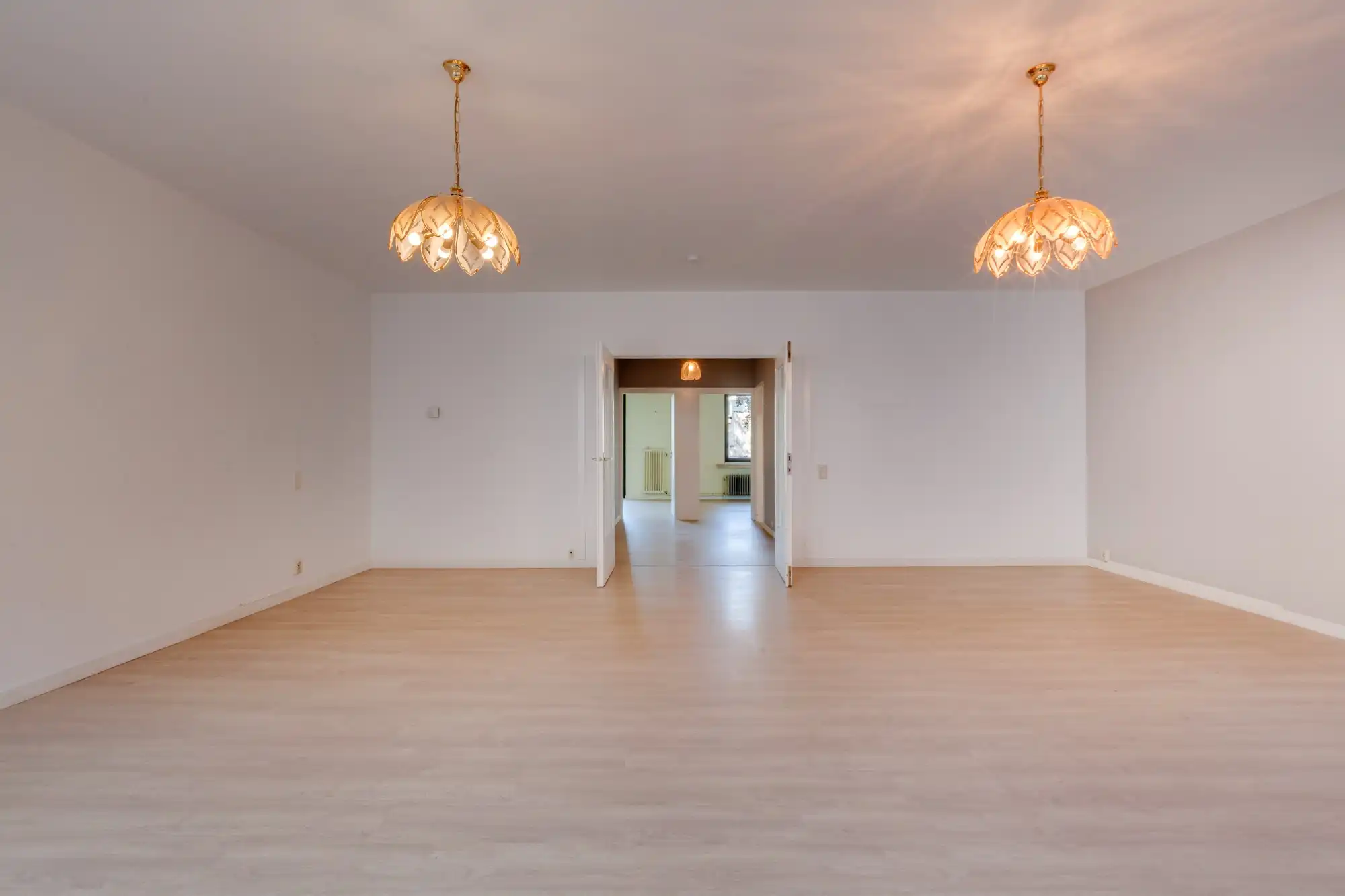 Uitstekend gelegen en lichtrijk 2-slaapkamerappartement foto 24