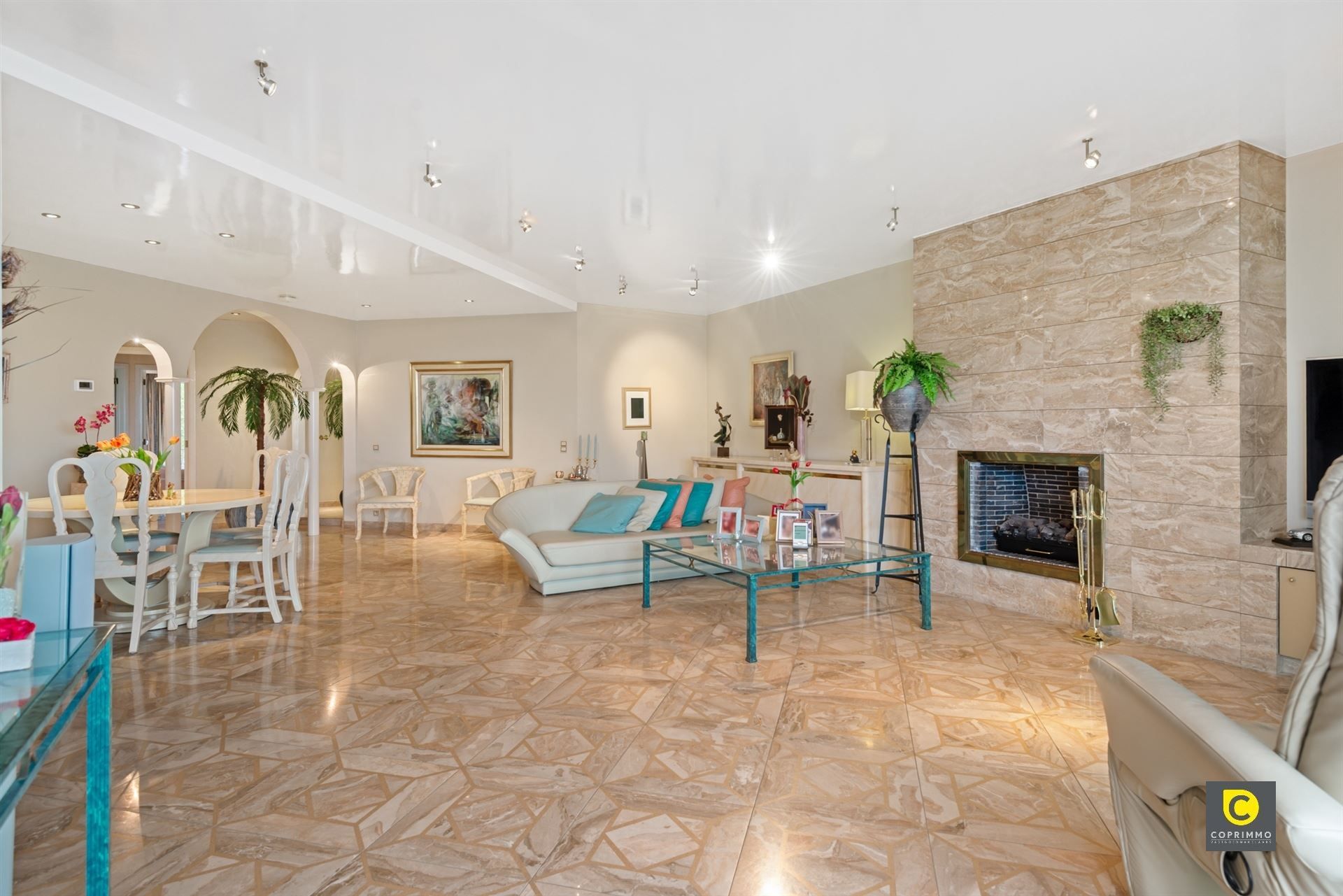 Luxueus 2 slpk app met 2 terrassen op toplocatie! foto 2