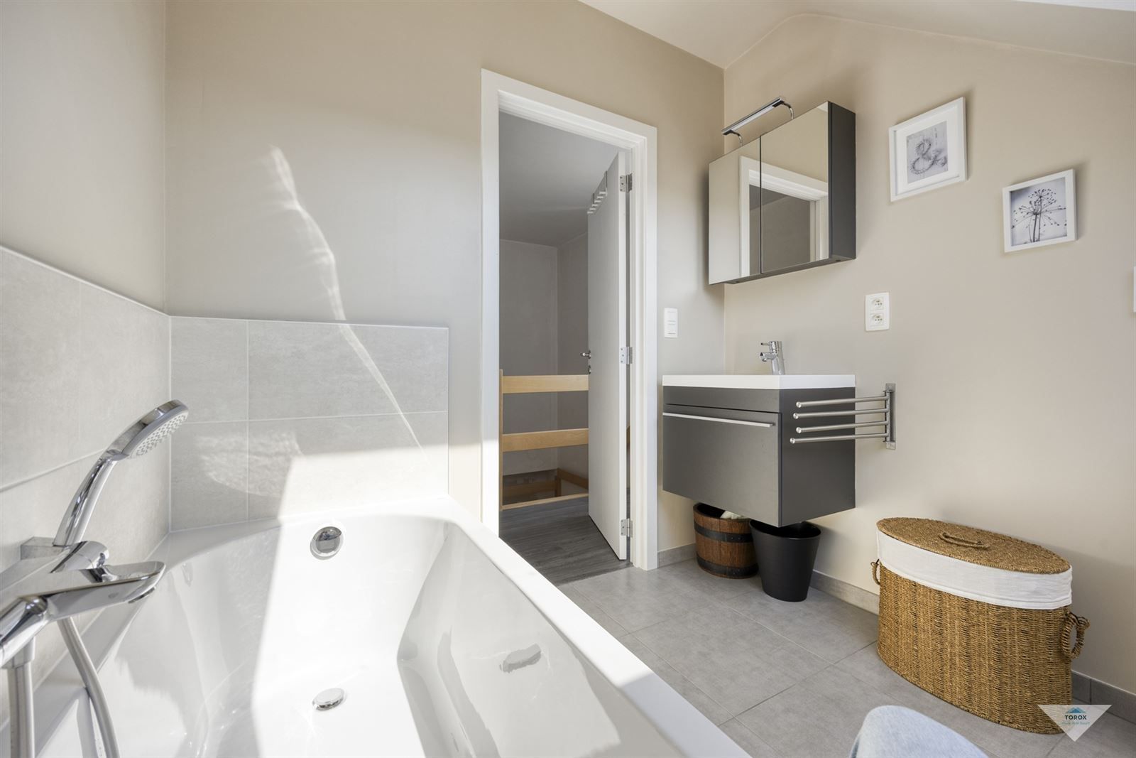 Instapklare gezinswoning met 5 slaapkamers op toplocatie  foto 18