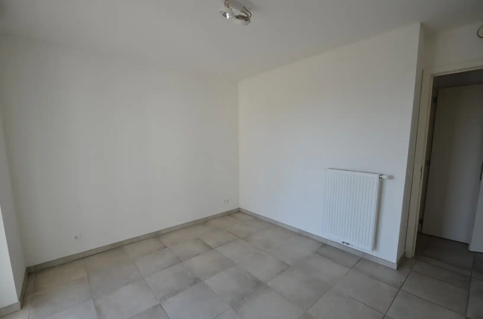Modern, mooi afgewerkt appartement in Zeebrugge-Bad, incl parking foto 9