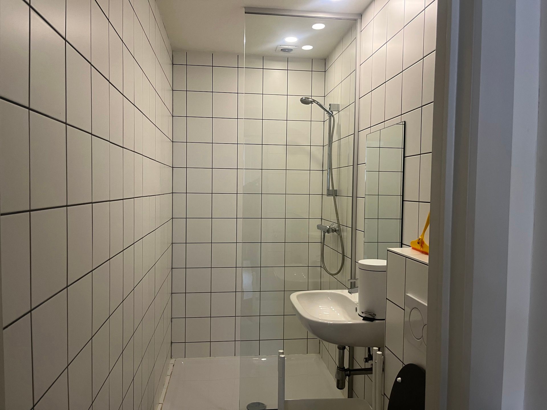 Instapklare studentenkamer met eigen badkamer op top ligging foto 8