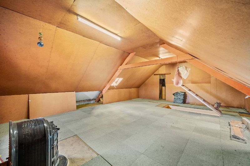 Ruime woning van 260m² op 4a25ca met 4 slaapkamers foto 27