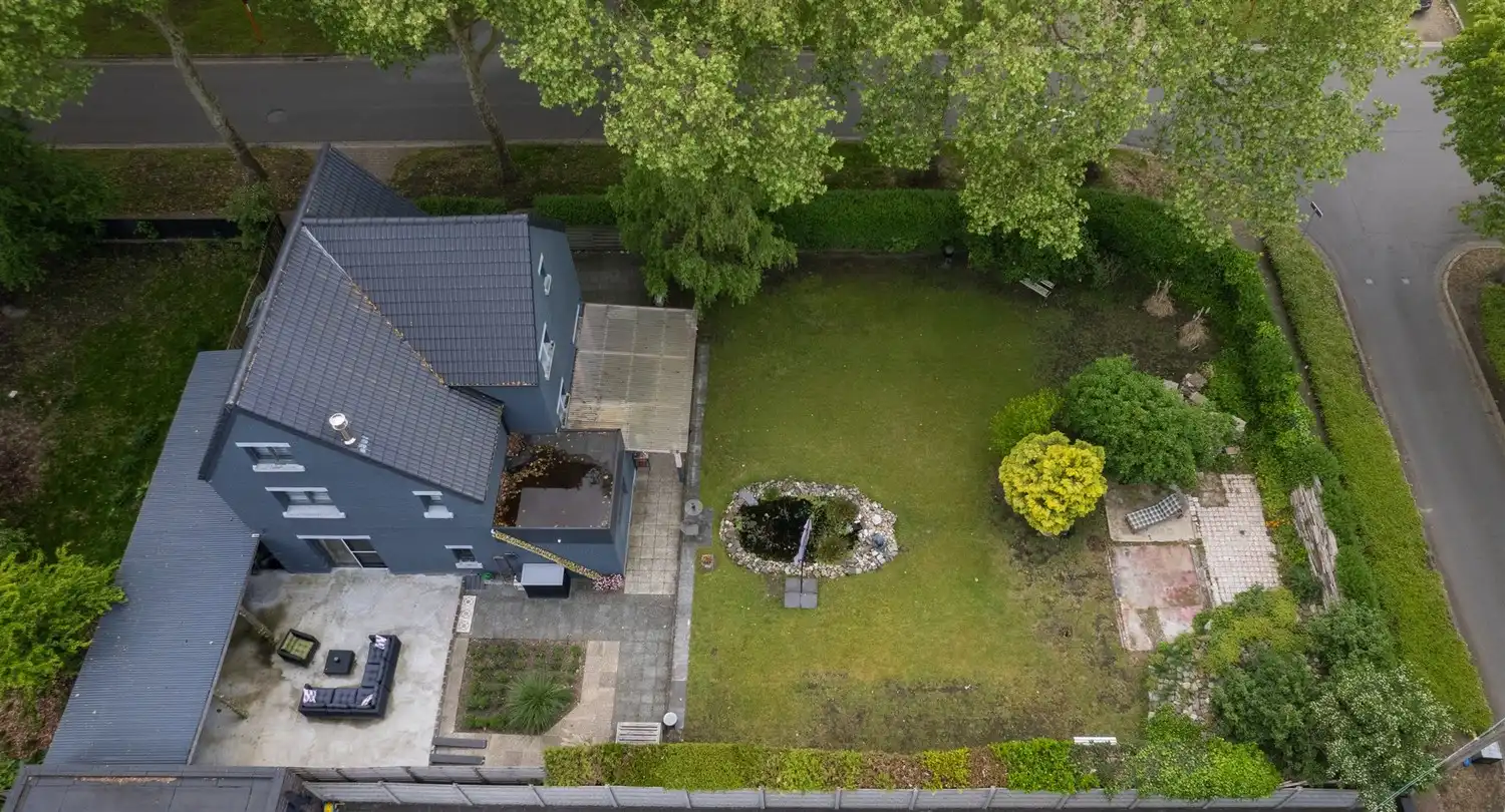 Vrijstaande karaktervolle mijnwoning in de tuinwijk van Waterschei foto 49