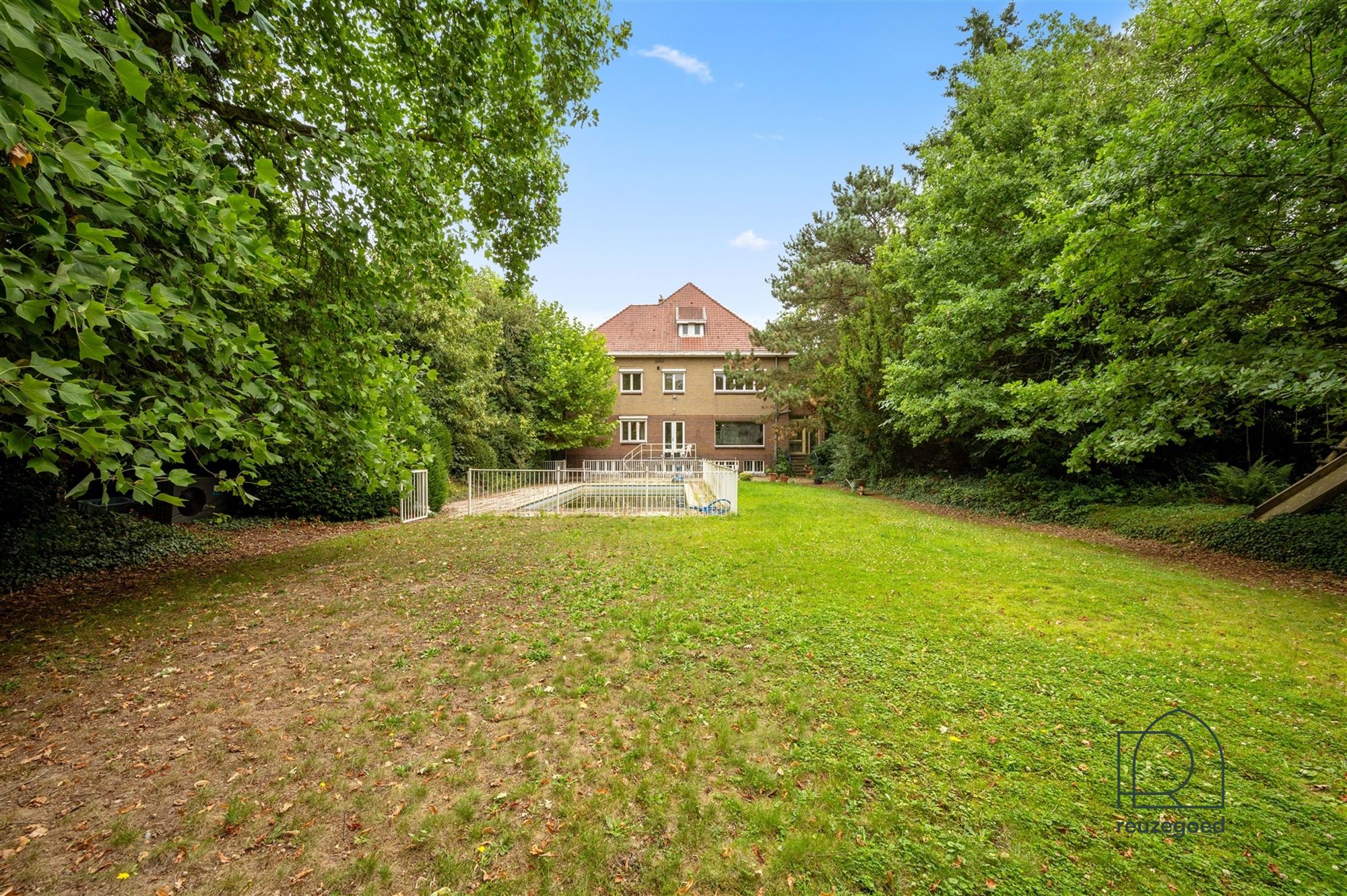 Groot te renoveren ingenieurswoning met veel karakter foto 28