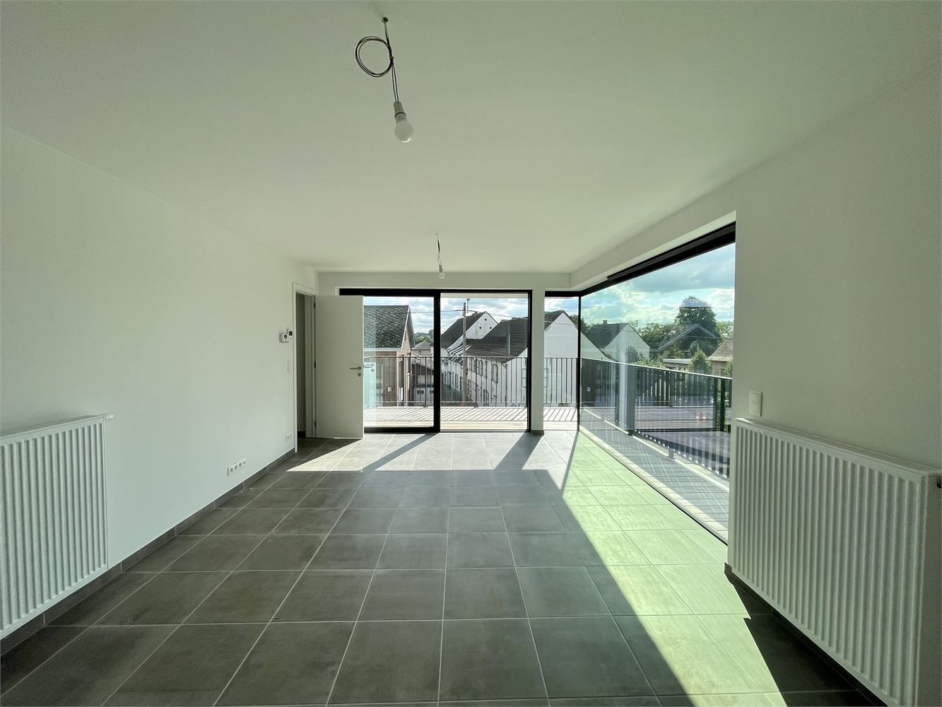 Recent appartement met twee slaapkamers en 2 terrassen foto 3