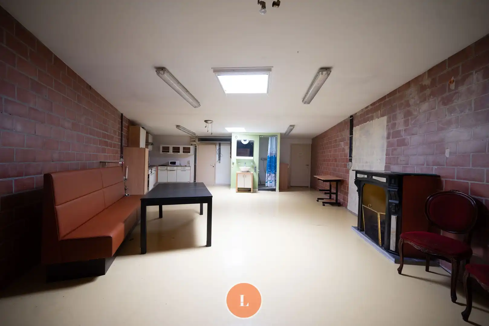 Centraal gelegen pand voor gemengd gebruik foto 12